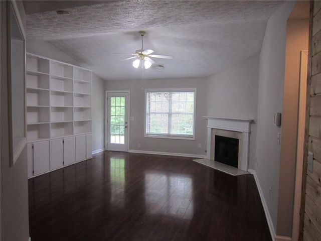 6285 Huntcliff Drive, Flowery Branch, GA 30542