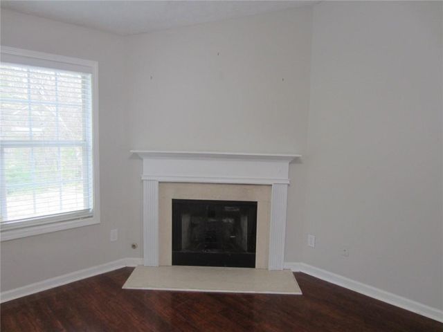 6285 Huntcliff Drive, Flowery Branch, GA 30542