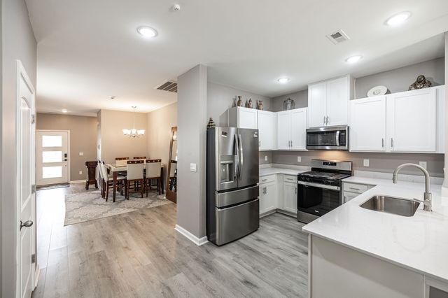 1029 Linn Cove Ct, Gallatin, TN 37066