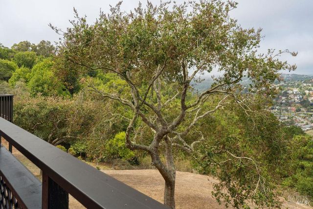 406 Donahue St, Sausalito, CA 94965