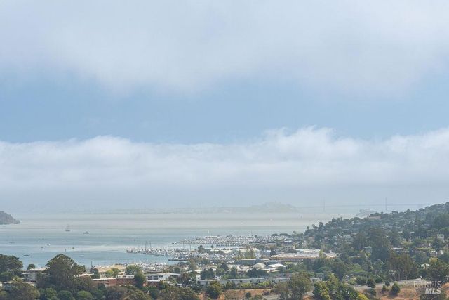 406 Donahue St, Sausalito, CA 94965
