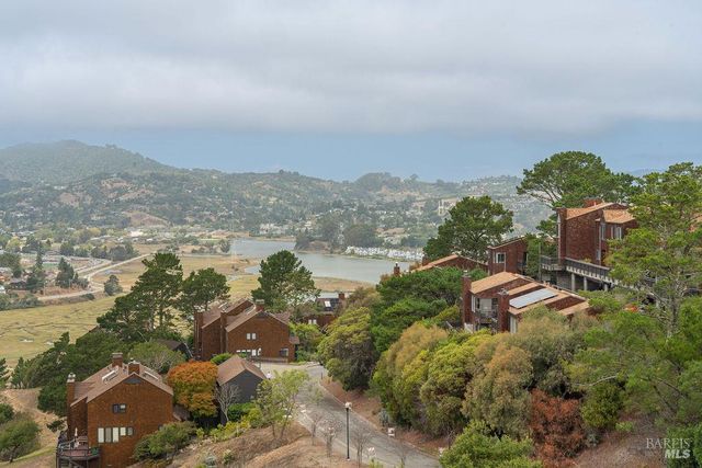 406 Donahue St, Sausalito, CA 94965
