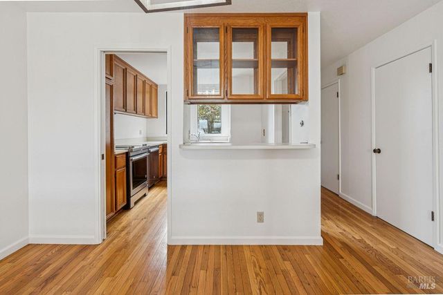 406 Donahue St, Sausalito, CA 94965