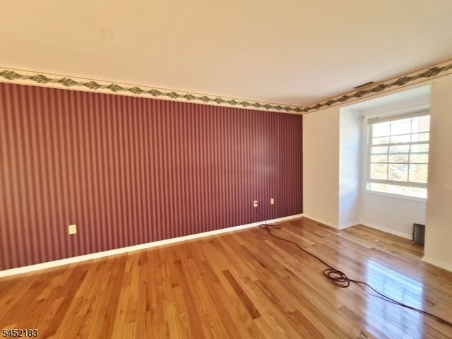 8 Beacon Hill Commons 8, Pompton Lakes Boro, NJ 07442