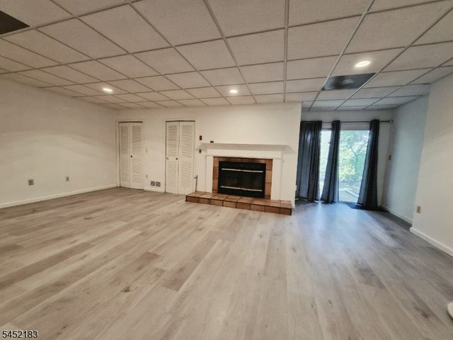 8 Beacon Hill Commons 8, Pompton Lakes Boro, NJ 07442