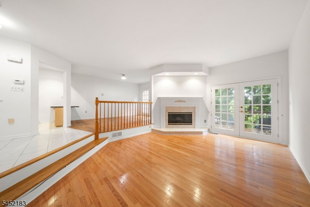 8 Beacon Hill Commons 8, Pompton Lakes Boro, NJ 07442 — photo 4