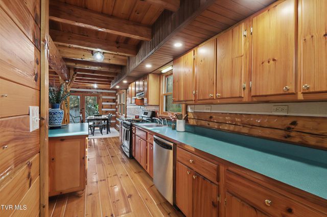 4145 Old Baileyton Road, Greeneville, TN 37745