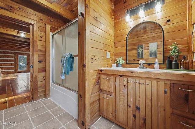 4145 Old Baileyton Road, Greeneville, TN 37745