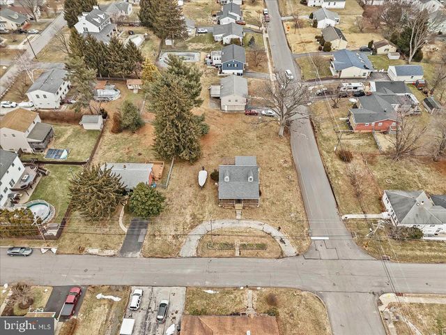 436-A WOLVERSON AVE, Upper Chichester, PA 19014