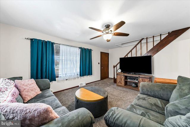 436-A WOLVERSON AVE, Upper Chichester, PA 19014