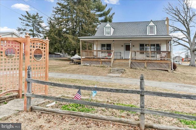 436-A WOLVERSON AVE, Upper Chichester, PA 19014