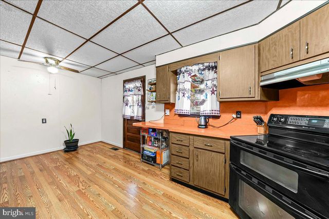 436-A WOLVERSON AVE, Upper Chichester, PA 19014