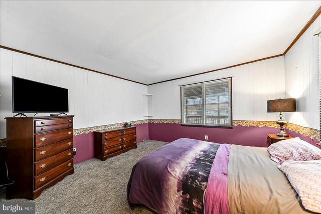 436-A WOLVERSON AVE, Upper Chichester, PA 19014