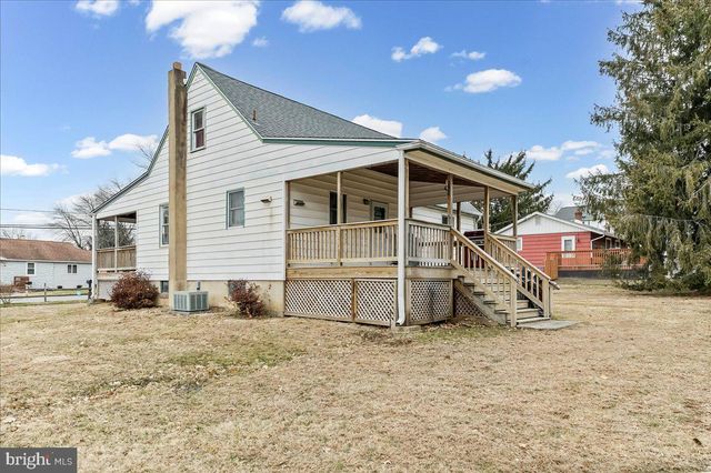 436-A WOLVERSON AVE, Upper Chichester, PA 19014