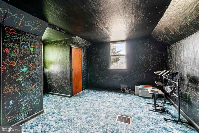 436-A WOLVERSON AVE, Upper Chichester, PA 19014