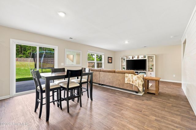 420 High Ridge Court, Sneads Ferry, NC 28460