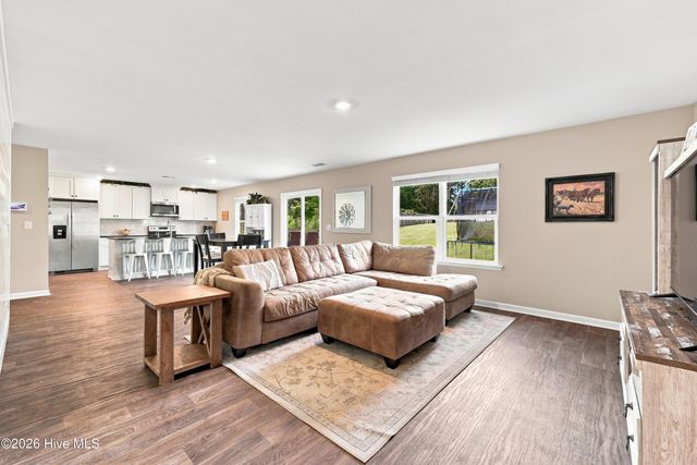 420 High Ridge Court, Sneads Ferry, NC 28460