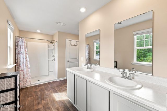 420 High Ridge Court, Sneads Ferry, NC 28460