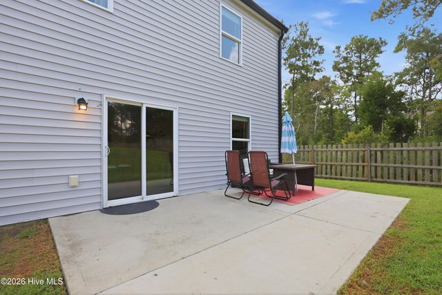 420 High Ridge Court, Sneads Ferry, NC 28460