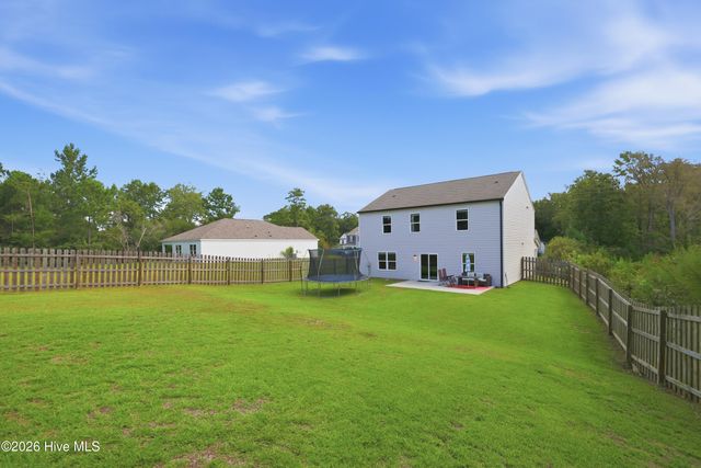 420 High Ridge Court, Sneads Ferry, NC 28460