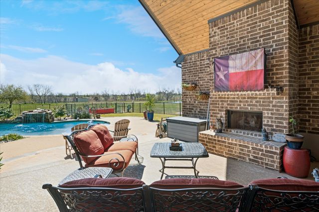 4076 Preston Lakes Circle, Celina, TX 75009