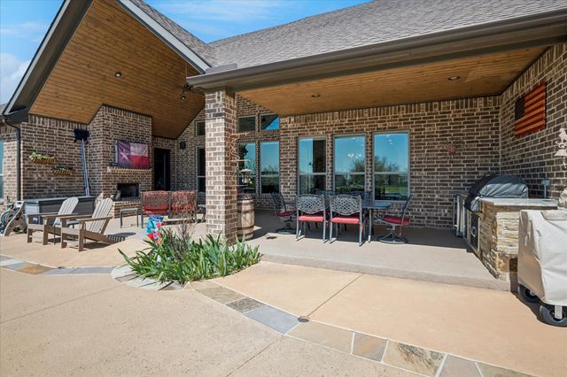 4076 Preston Lakes Circle, Celina, TX 75009