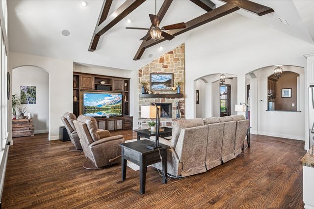 4076 Preston Lakes Circle, Celina, TX 75009
