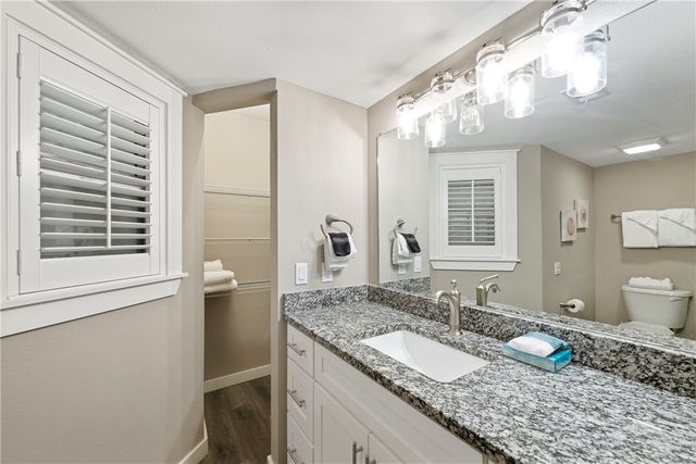 800 Sandcastle Dr 307, Port Aransas, TX 78373