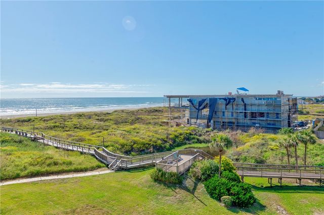 800 Sandcastle Dr 307, Port Aransas, TX 78373