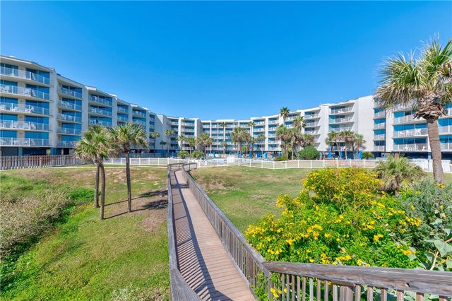 800 Sandcastle Dr 307, Port Aransas, TX 78373