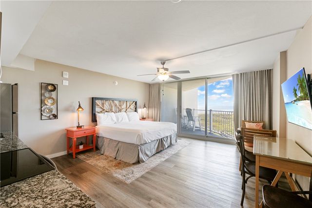 800 Sandcastle Dr 307, Port Aransas, TX 78373