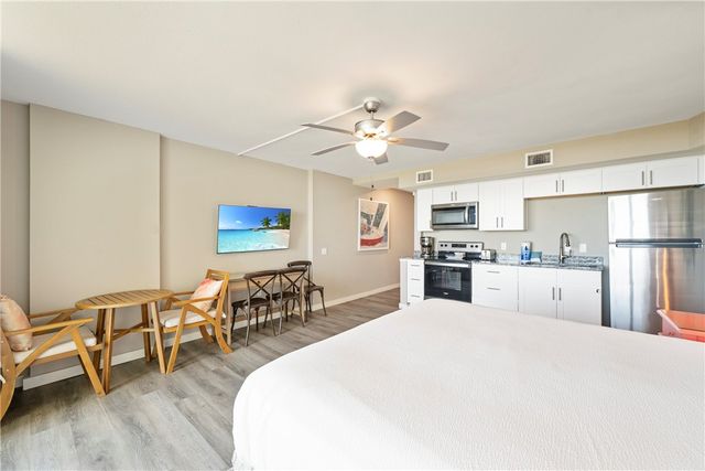 800 Sandcastle Dr 307, Port Aransas, TX 78373