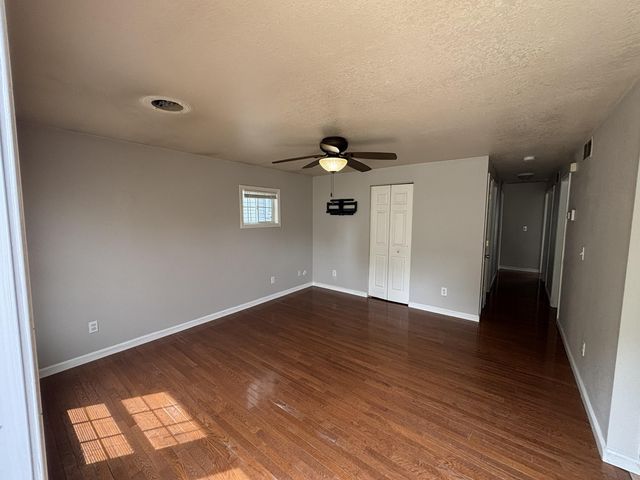 210 Pleasant Avenue, Michigan City, IN 46360