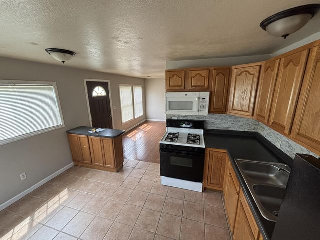 210 Pleasant Avenue, Michigan City, IN 46360