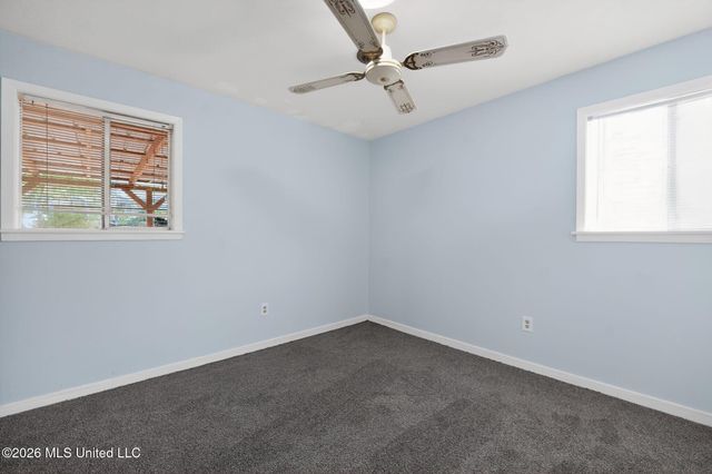 1136 Woodville Drive, Jackson, MS 39212