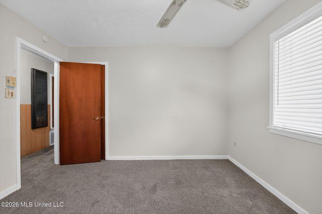 1136 Woodville Drive, Jackson, MS 39212