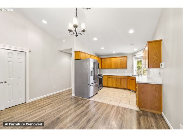 1828 TECUMSEH St, Keizer, OR 97303