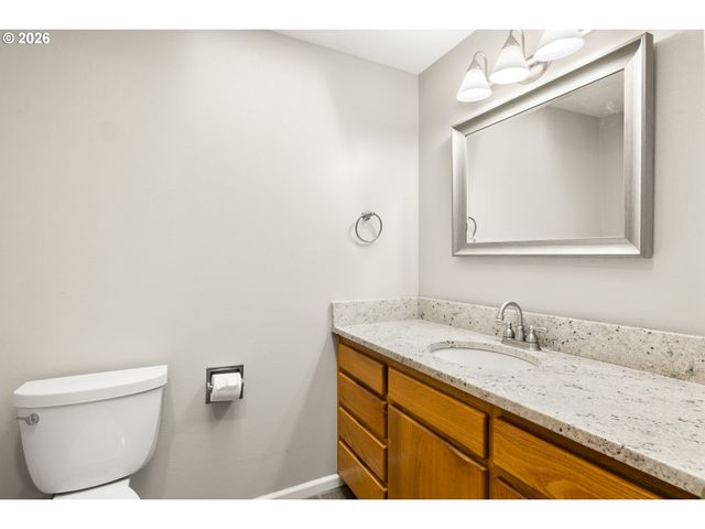 1828 TECUMSEH St, Keizer, OR 97303