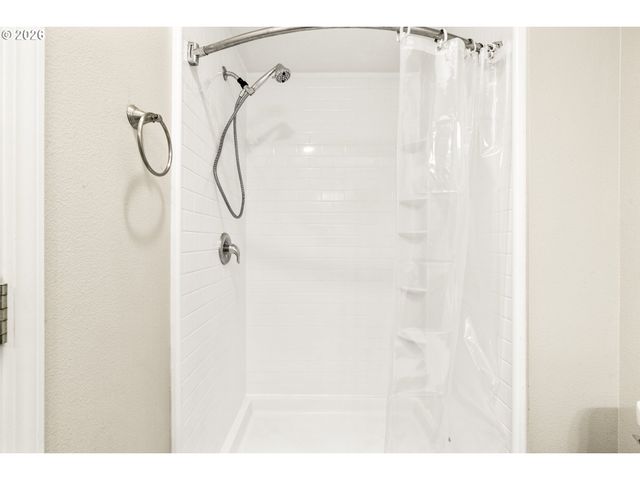 1828 TECUMSEH St, Keizer, OR 97303