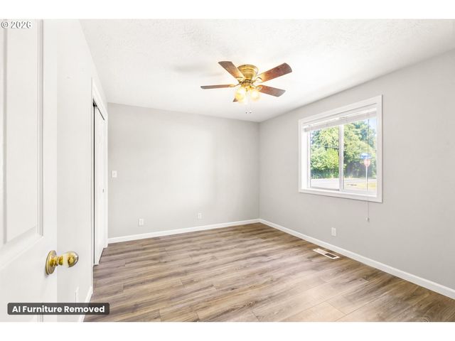 1828 TECUMSEH St, Keizer, OR 97303