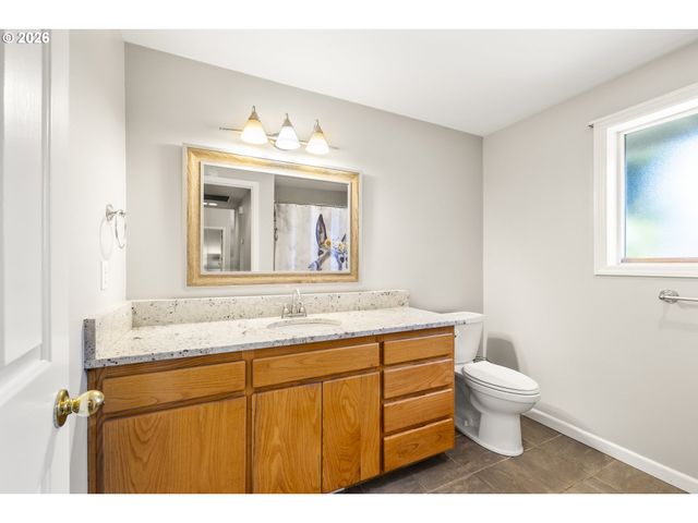 1828 TECUMSEH St, Keizer, OR 97303