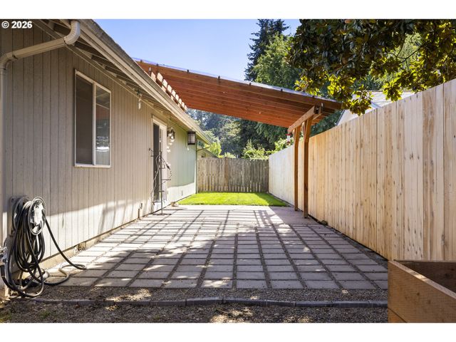 1828 TECUMSEH St, Keizer, OR 97303