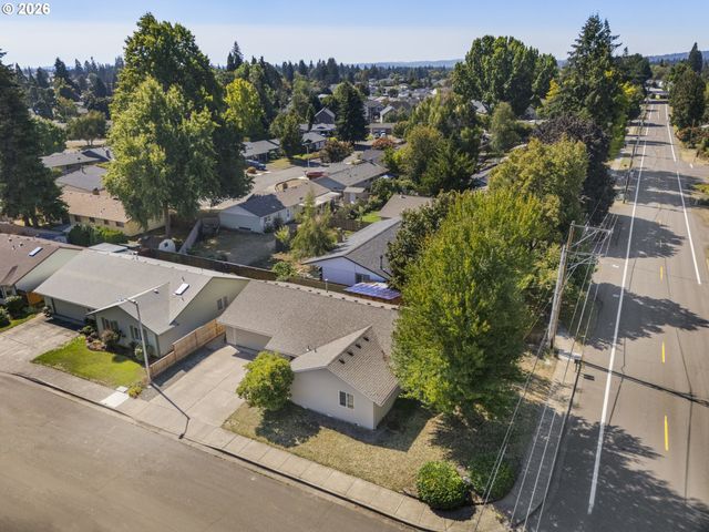 1828 TECUMSEH St, Keizer, OR 97303