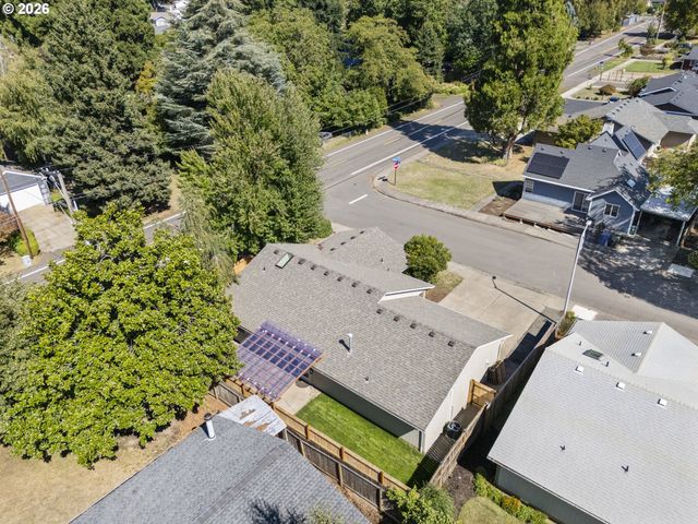 1828 TECUMSEH St, Keizer, OR 97303