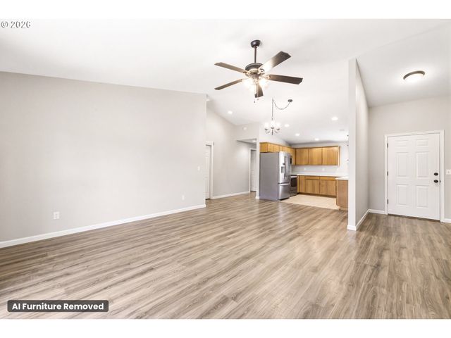 1828 TECUMSEH St, Keizer, OR 97303