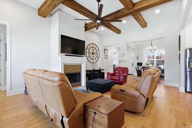 7 Tupelo Court, Little Rock, AR 72223