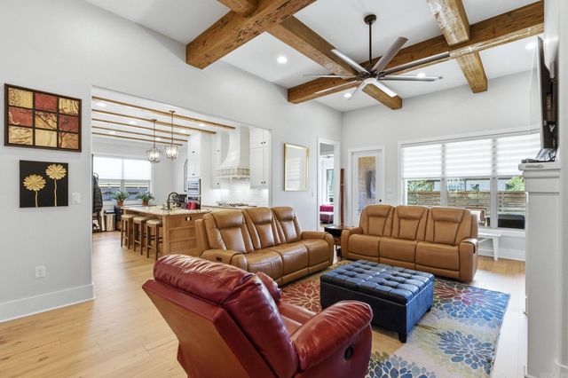 7 Tupelo Court, Little Rock, AR 72223