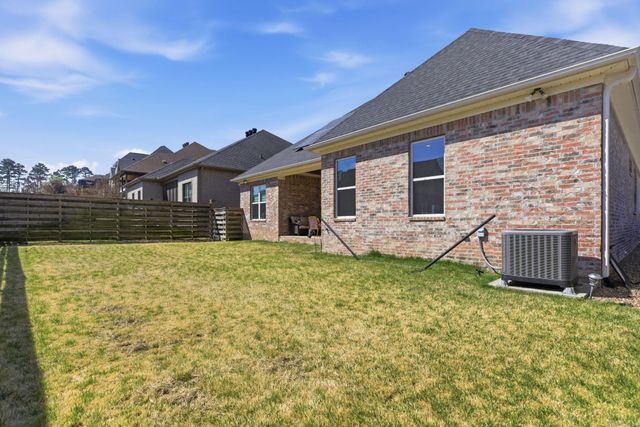 7 Tupelo Court, Little Rock, AR 72223