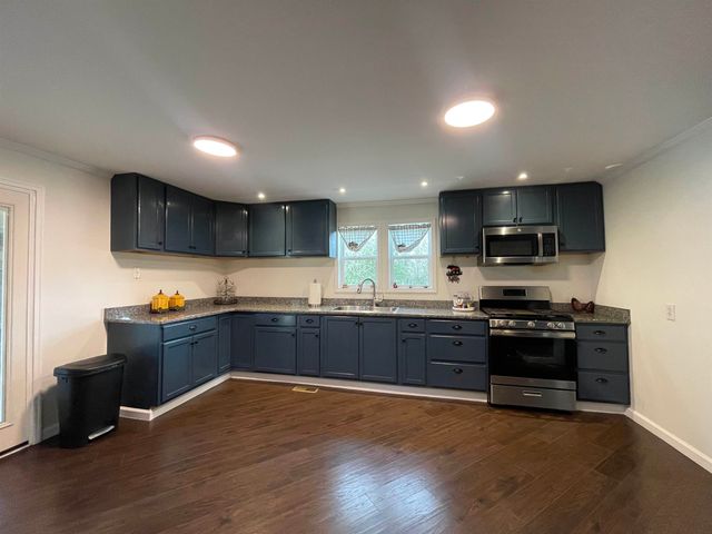 607 Filter Plant Road, Gaffney, SC 29340