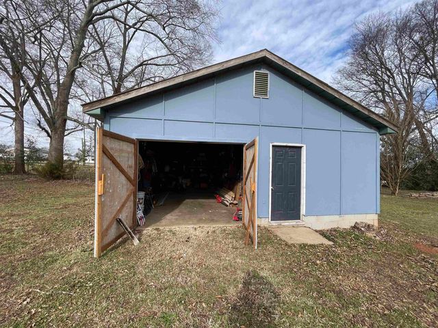 607 Filter Plant Road, Gaffney, SC 29340